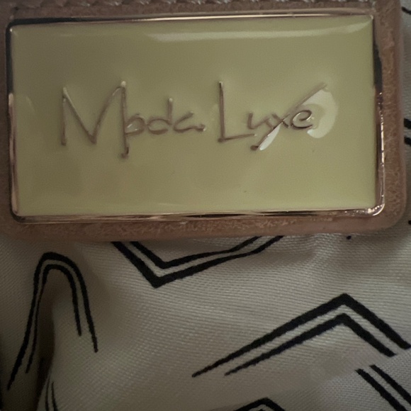 Fold-over Clutch or Shoulder Chain Handbag- color tan/black - Picture 6 of 6